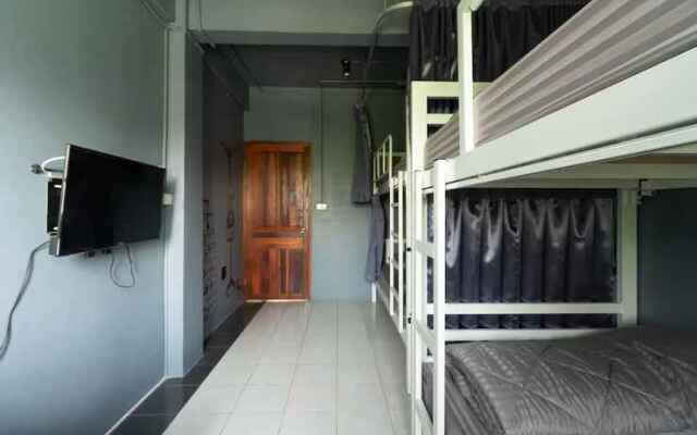 B168-Bed & More - Hostel