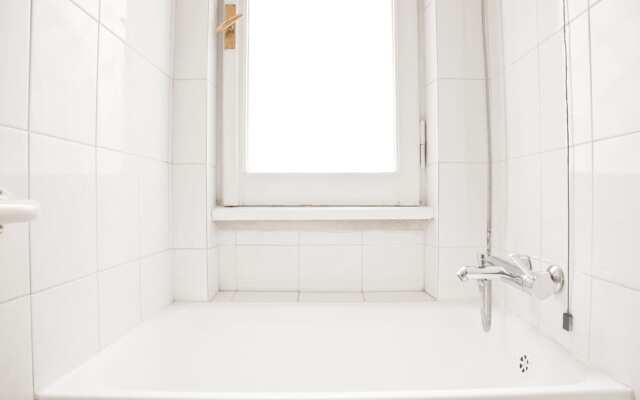 Kamchu Apartments Single Room Villa Ada 1