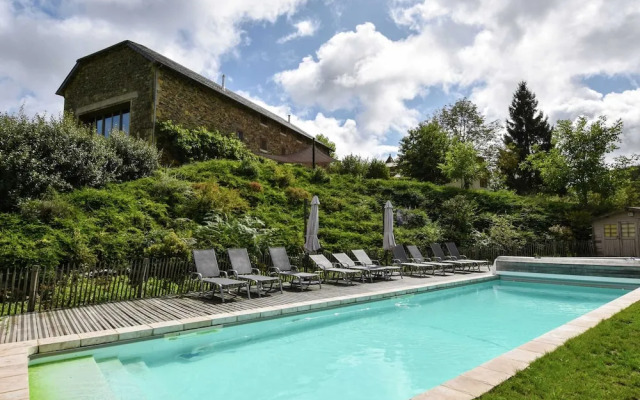 Farmhouse in Pyrenees With Pool