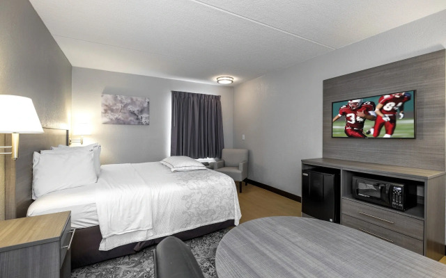 Red Roof Inn PLUS+ Boston - Mansfield/ Foxboro