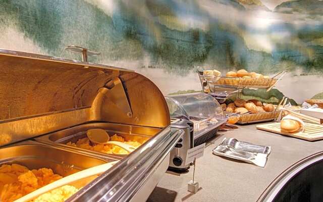 Отель Premier Inn Koeln City Centre