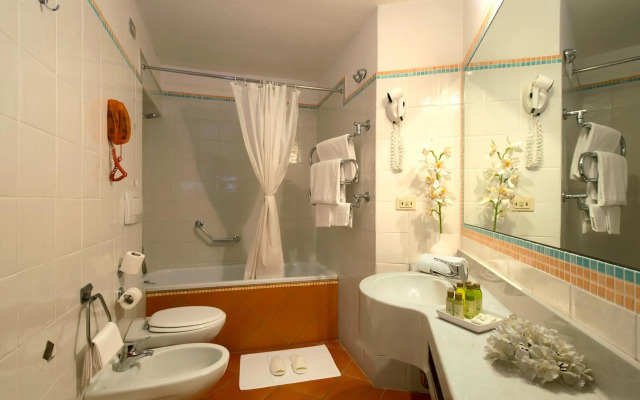 De La Pace, Sure Hotel Collection By Best Western
