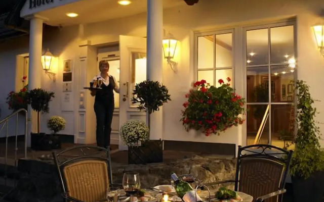 Luckai Hotel Restaurant