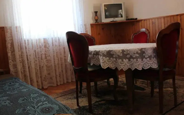Apartment Deni