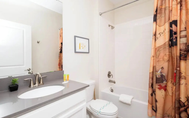 Storeybook Escape Sleeps 11!