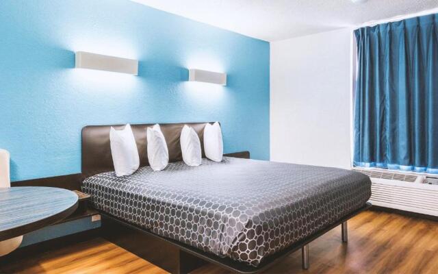 Americas Best Value Inn Beeville