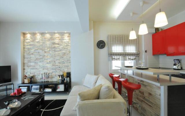 F & B Collection - Apartment for 3