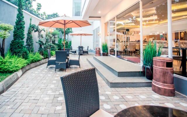 Savero Hotel Depok