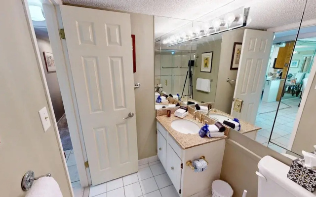 Dolphin Point 406b 2 Bedroom Condo