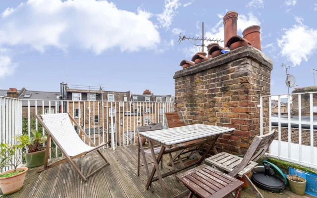Colourful Notting Hill Home