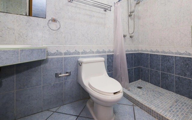 Hotel Suites de Reyes