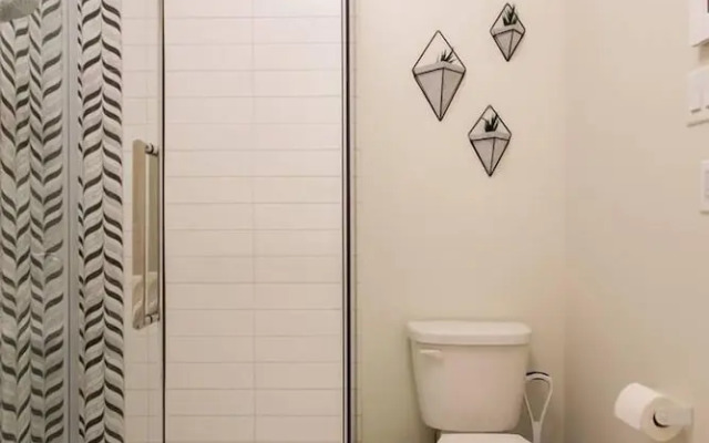 Spectacular and Modern Little Italy Penthouse