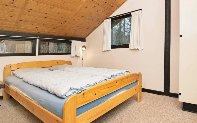 Family Cottage With Terrace and Lawn