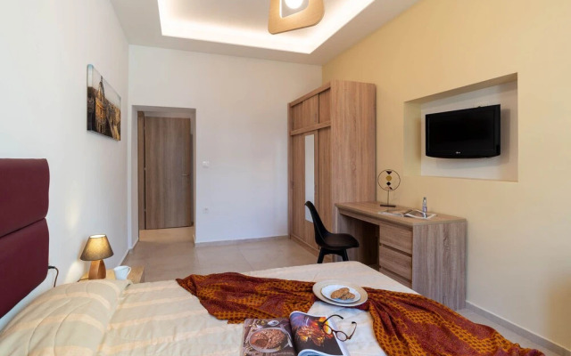 Four Season Apartment