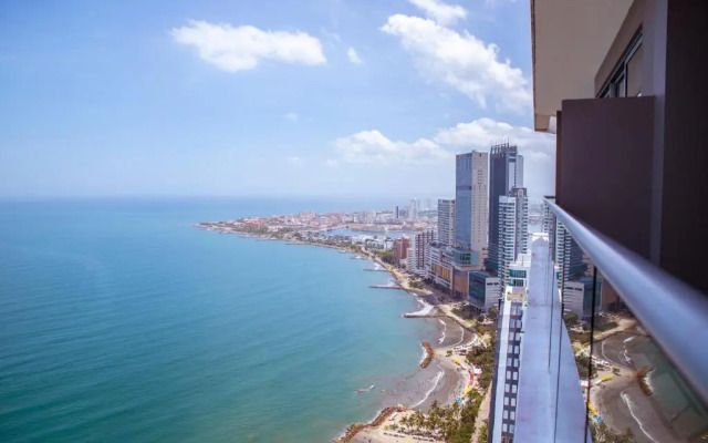 41st Fl Beach Condo in Bocagrande