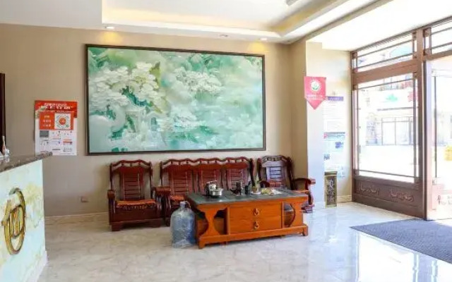 Yida Hotel (Changbai Mountain West Slope Tourist Transfer Center)
