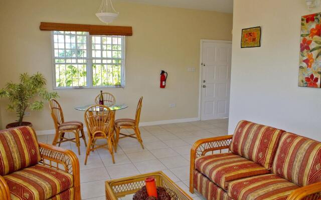 Poinsettia Villa Apartments