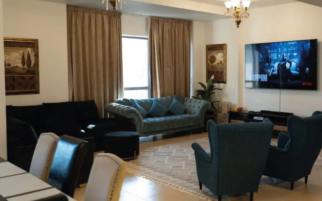 Rovers Beach Hostel JBR