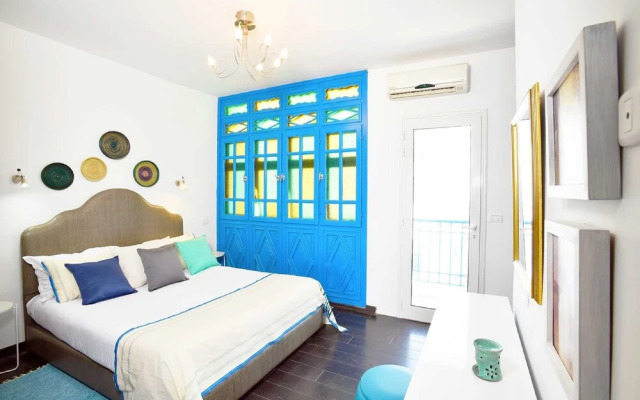 Le Turquoise