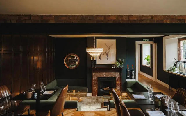 Caer Rhun Hall Hotel