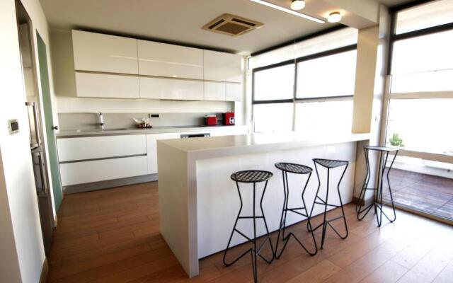 Hidesign Athens Art Loft Penthouse Acropolis View