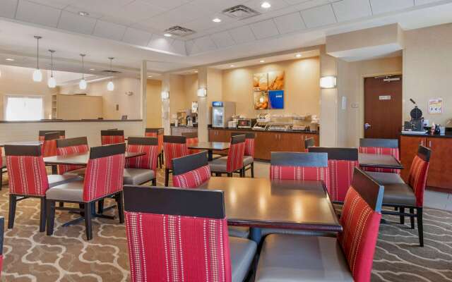 Comfort Suites Fredericksburg North