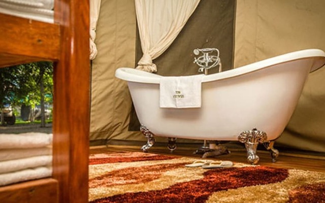 Ntoroko Game Lodge
