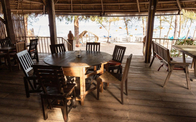 Mumsa Beach Resort & Restaurant
