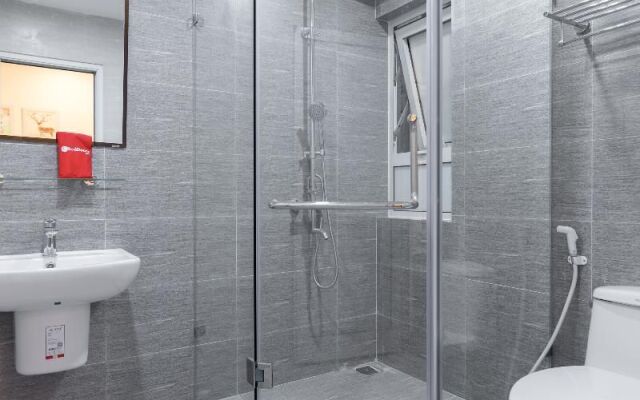 Reddoorz Plus Near Westlake Tay Ho