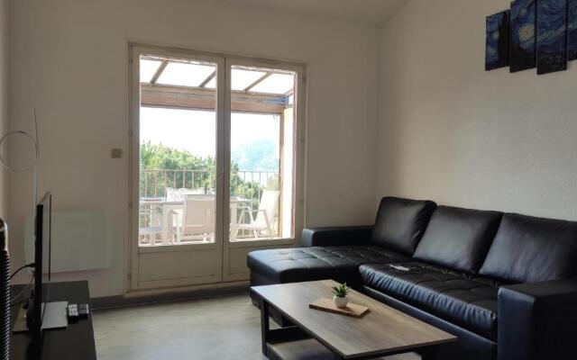 Cap au Soleil pour cet appartement avec piscine