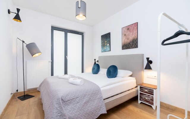 Apartment Nadwislanska Cracow by Renters