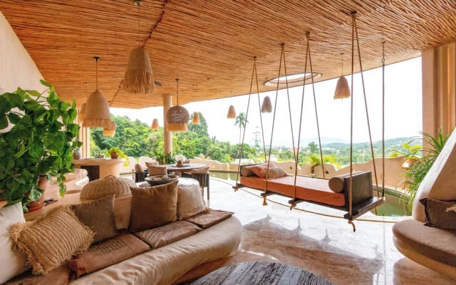 Zen Retreat with Pool Sea View V222