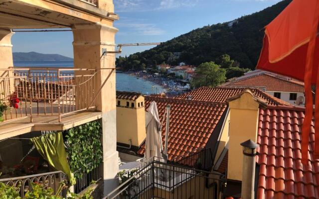 Hill View Apartment In Moscenicka Draga Near Sea Beach