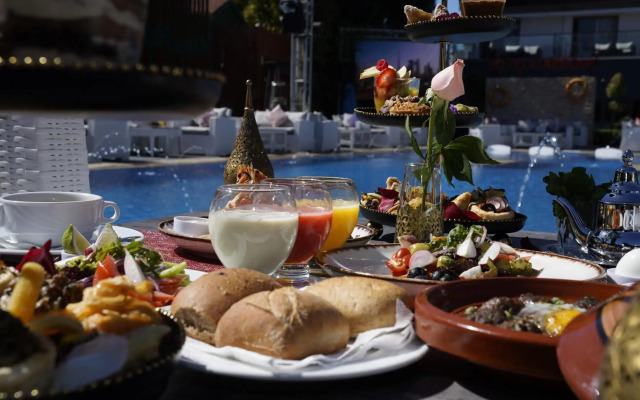 Mabrouk Hotel And Suites