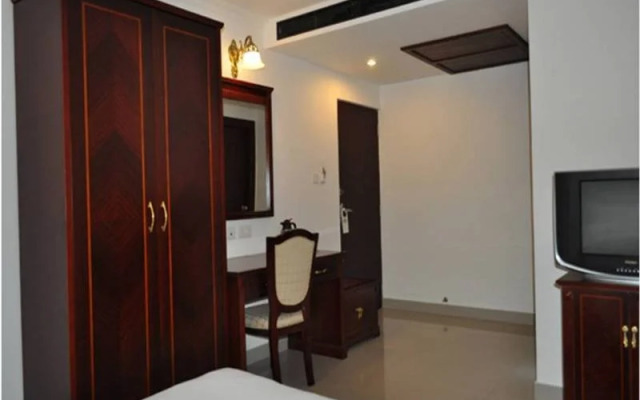 Tn Eden Hotel by OYO Rooms