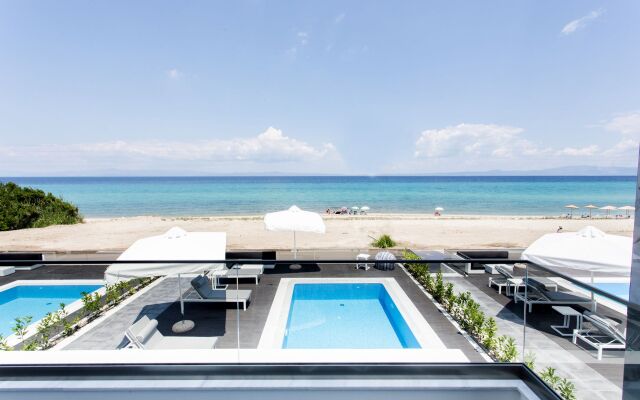 Crystal villas & suites