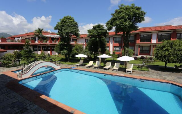 Pokhara Grande
