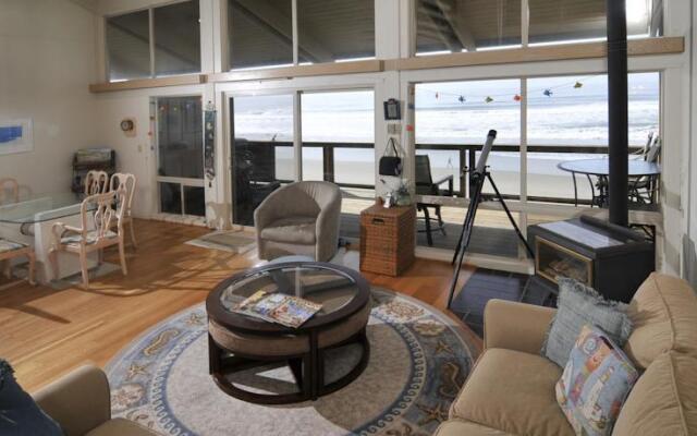 Sand Dollar Beach Retreat