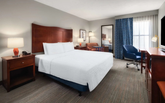 Hampton Inn & Suites El Paso-Airport
