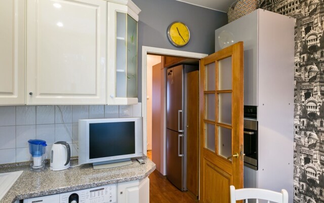 MaxRealty24 Черняховского, 3