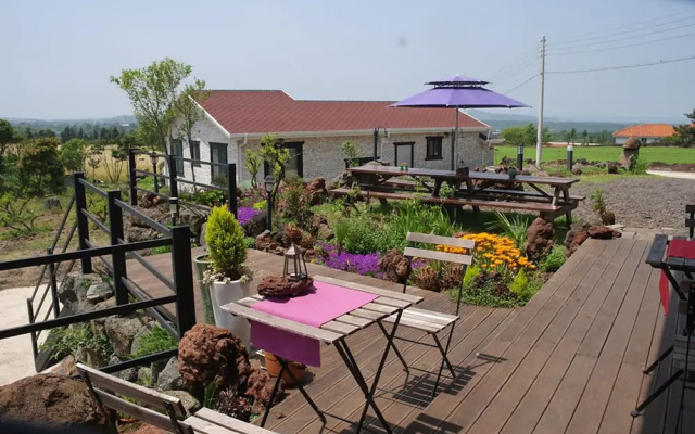 Jeju Baramuieondeok Guest House