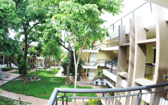 Chiangrai Lake Hill Resort