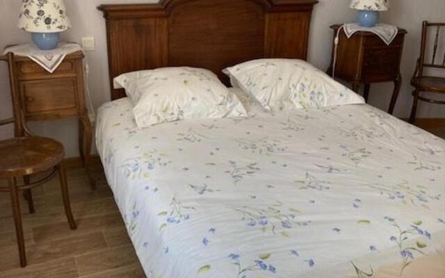 Gîte Buxières-sous-les-Côtes, 6 pièces, 10 personnes - FR-1-585-7