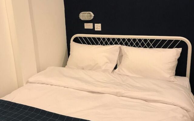 White Wall Poshtel - Hostel