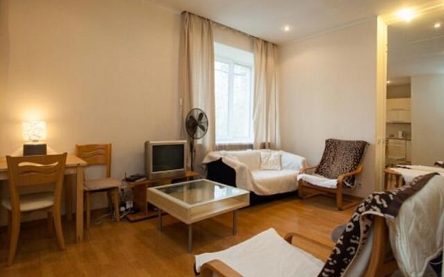 Kapitan Shmidt Apartments