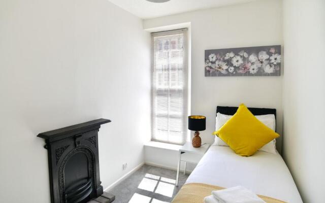 31 Cambrian Place, Swansea - Guest Homes