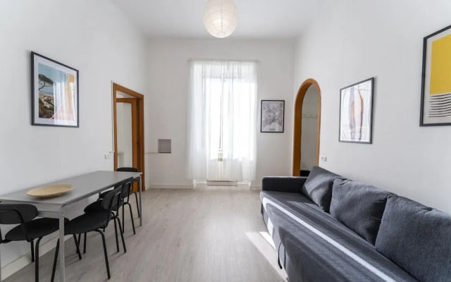Via Annibale Caccavello 10 Primo Piano(No Front Desk Please Contact The Property 5 Days In Advance)
