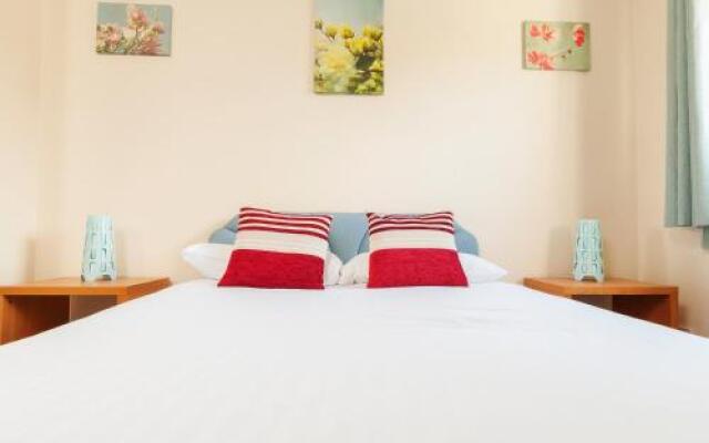 Polwarth Apartment