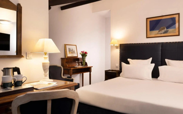Relais Hotel Du Vieux Paris
