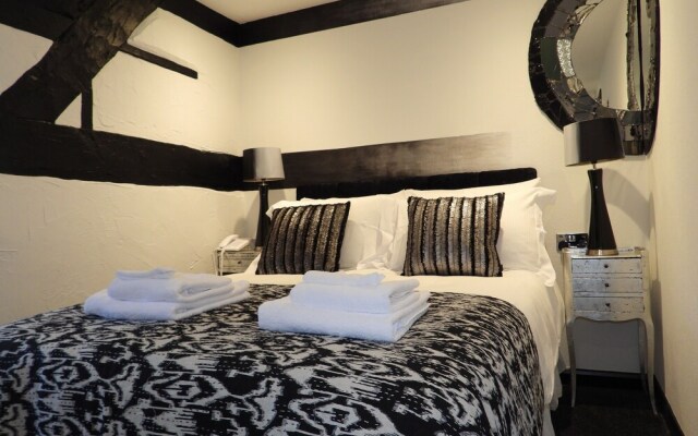 The Lion Hotel